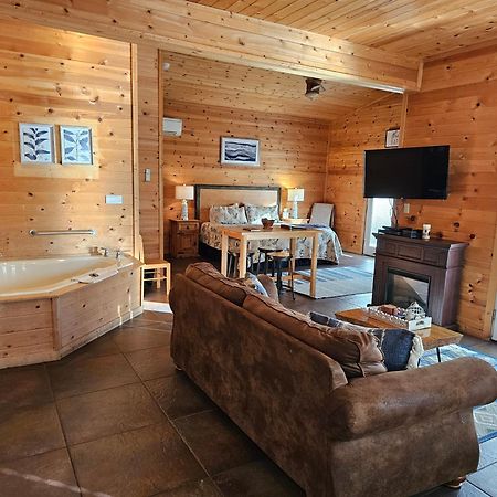 5 Min To Beaver Lake-King Bed-Fire Pit-Jetted Tub #3 ยูเรกาสปริงส์ ภายนอก รูปภาพ